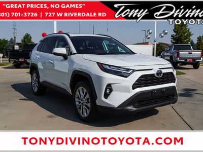2025 Toyota RAV4 XLE Premium