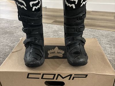 Fox Motocross/Dirt Bike Boots M8