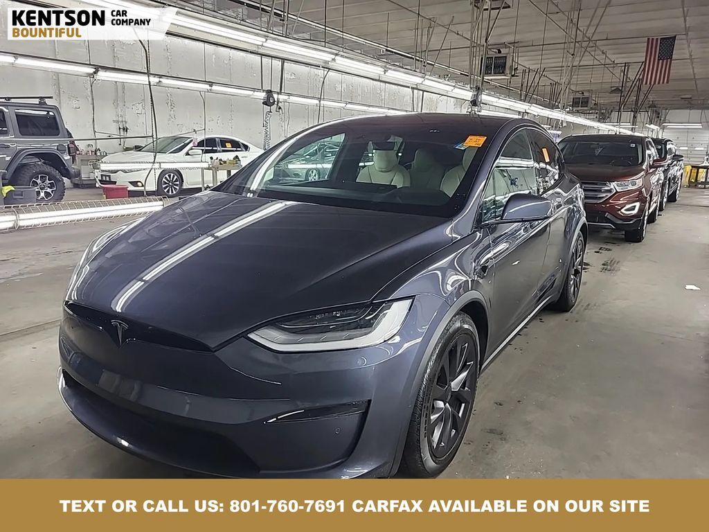 2023 Tesla Model X Standard Range