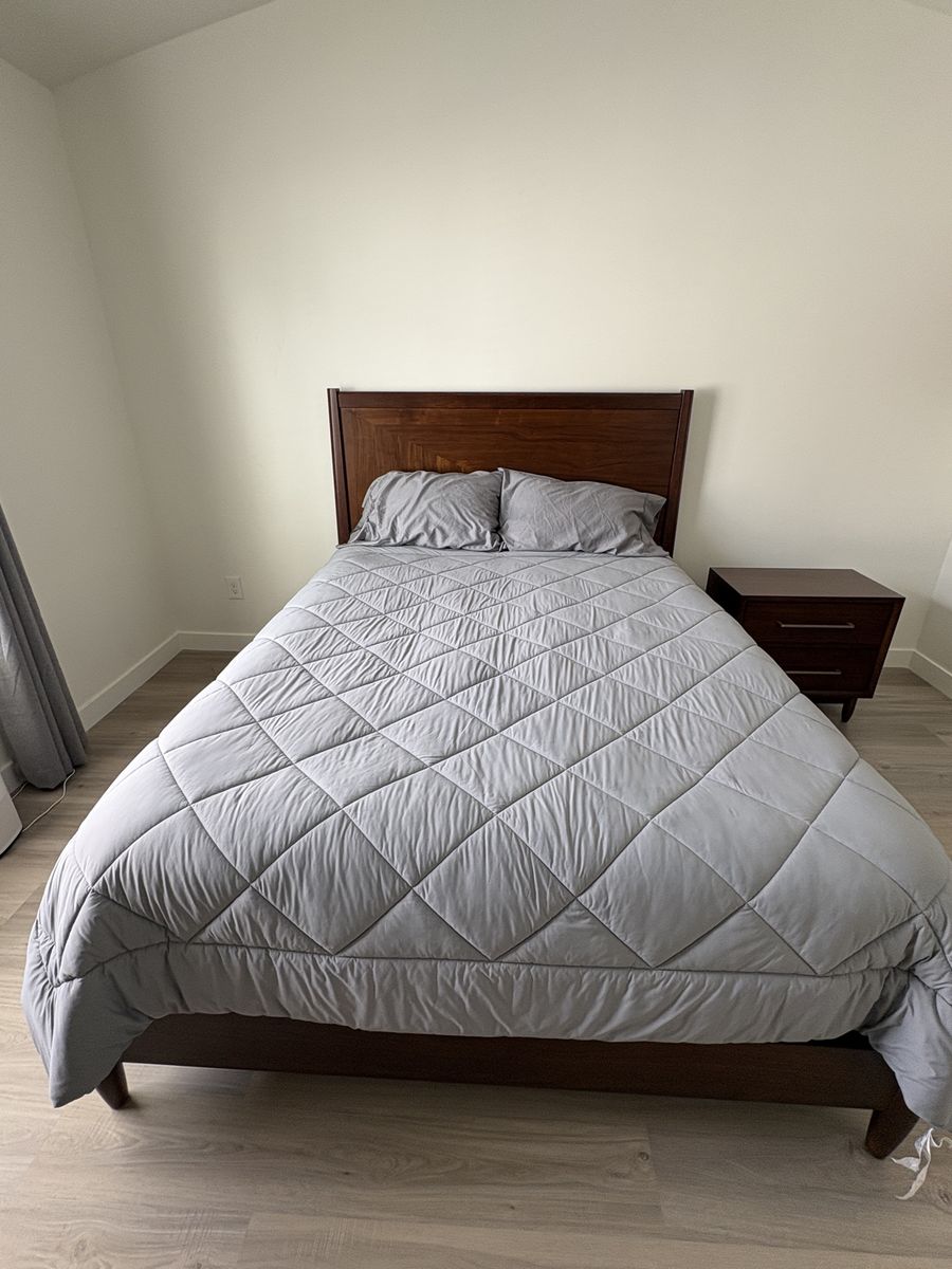 Queen Bed Set – Frame, DreamCloud Mattress, Dresser & Nightstand (Costco, Mid-Century Style)
