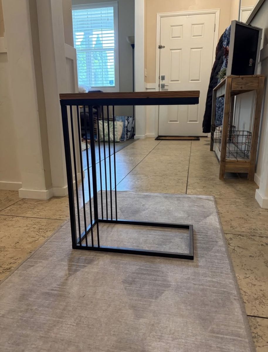 End table