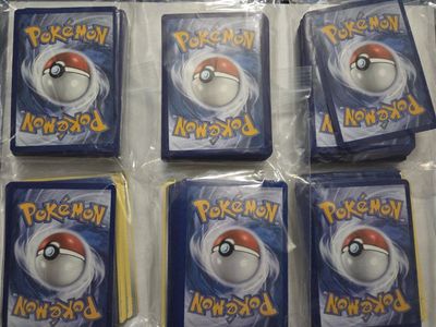 40 random uncommon Pokemon cards