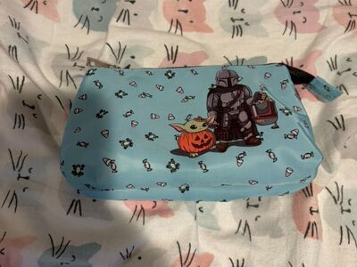 Halloween baby Yoda Star Wars makeup bag