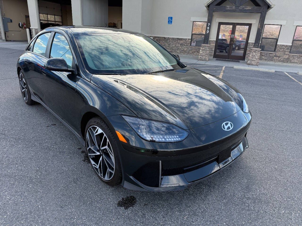 2024 Hyundai IONIQ 6 SEL