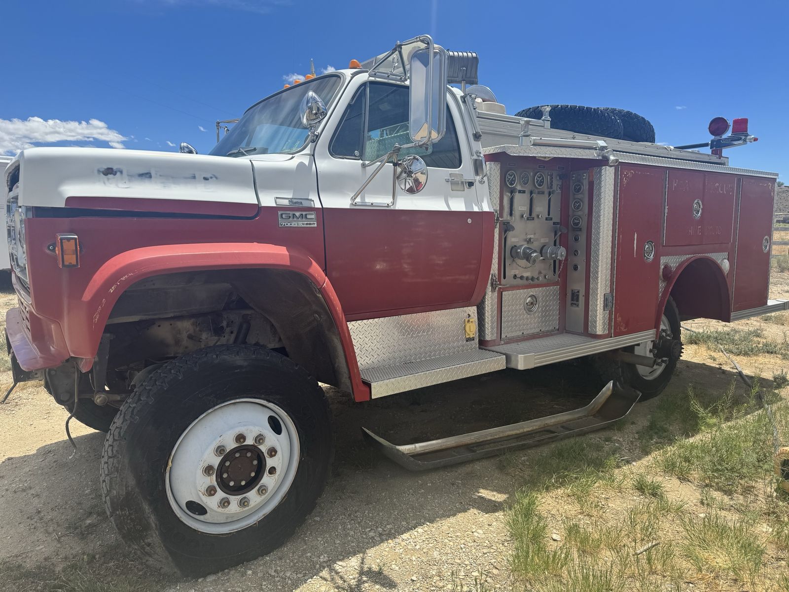 1980 fire truck body (keeping cab & chassis)