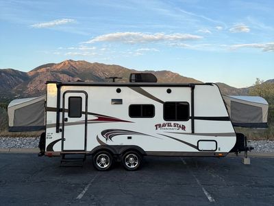 2017 Starcraft Travel Star 207RB (clean, one owner)