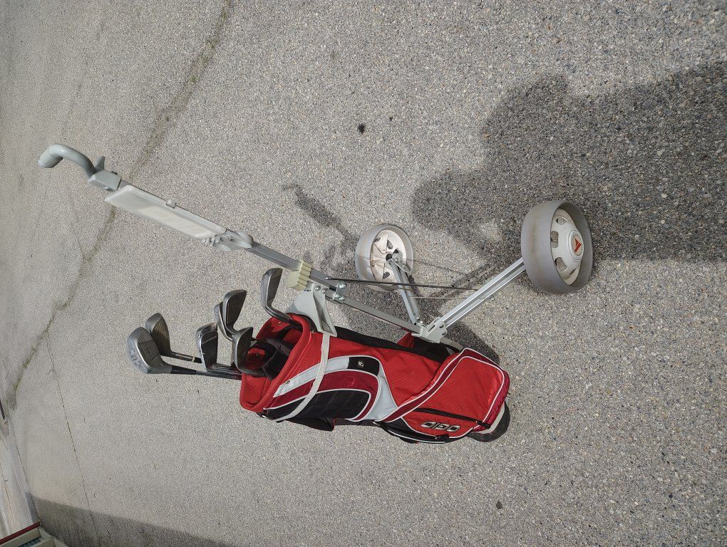 OGIO GOLF BAG 35" WITH 10 GOLF CLUBS and cart