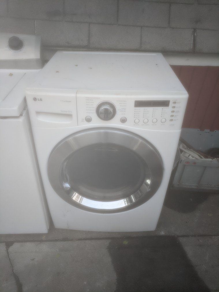LG Front Load Washer and Dryer Set White Used