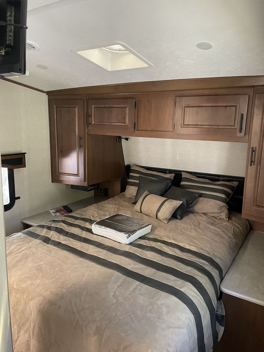 Outdoors Rv Mountain Trx 29 Titanium