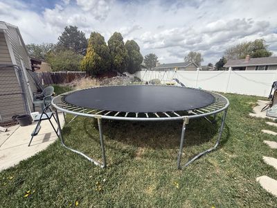 15ft. Skywalker tramp