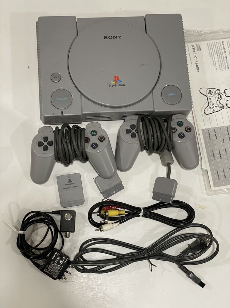 Playstation One Console Bundle PS1