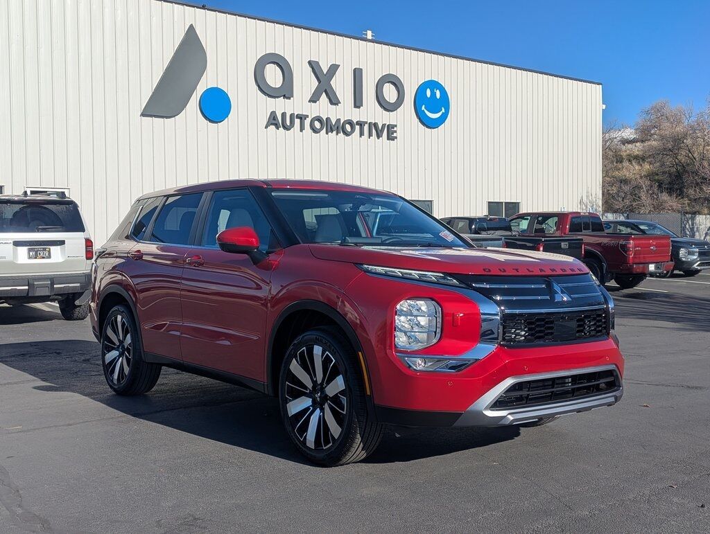 2026 Mitsubishi Outlander SE