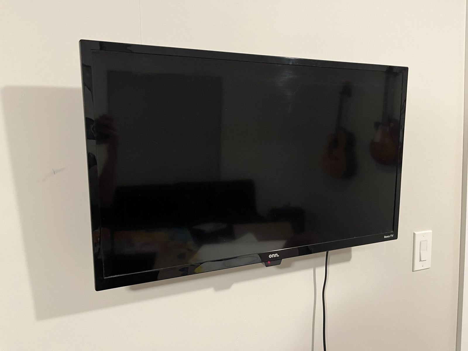 32 inch Onn TV 720p