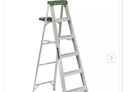 6 Ft Louisville Lightweight Aluminum Ladder