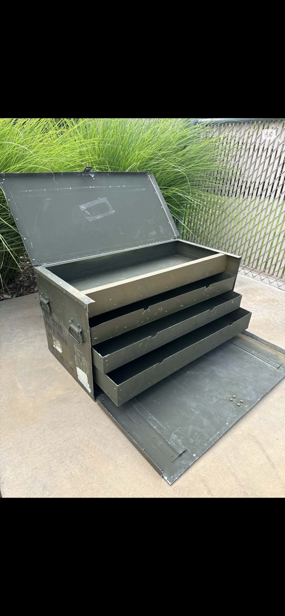 Military Steel Field Vtg Chest w/ Sliding Drawers – Industrial Storage Crate