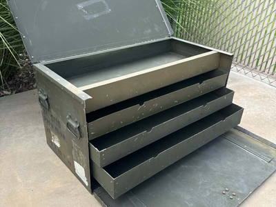 Military Steel Field Vtg Chest w/ Sliding Drawers – Industrial Storage Crate