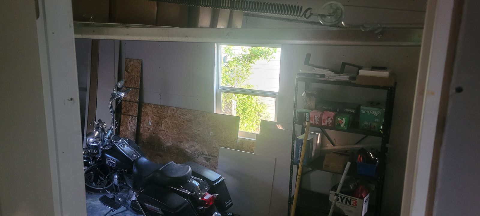 Main image 4