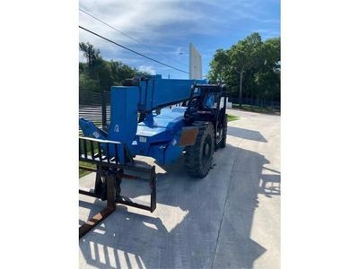 2017 Genie GTH 1056