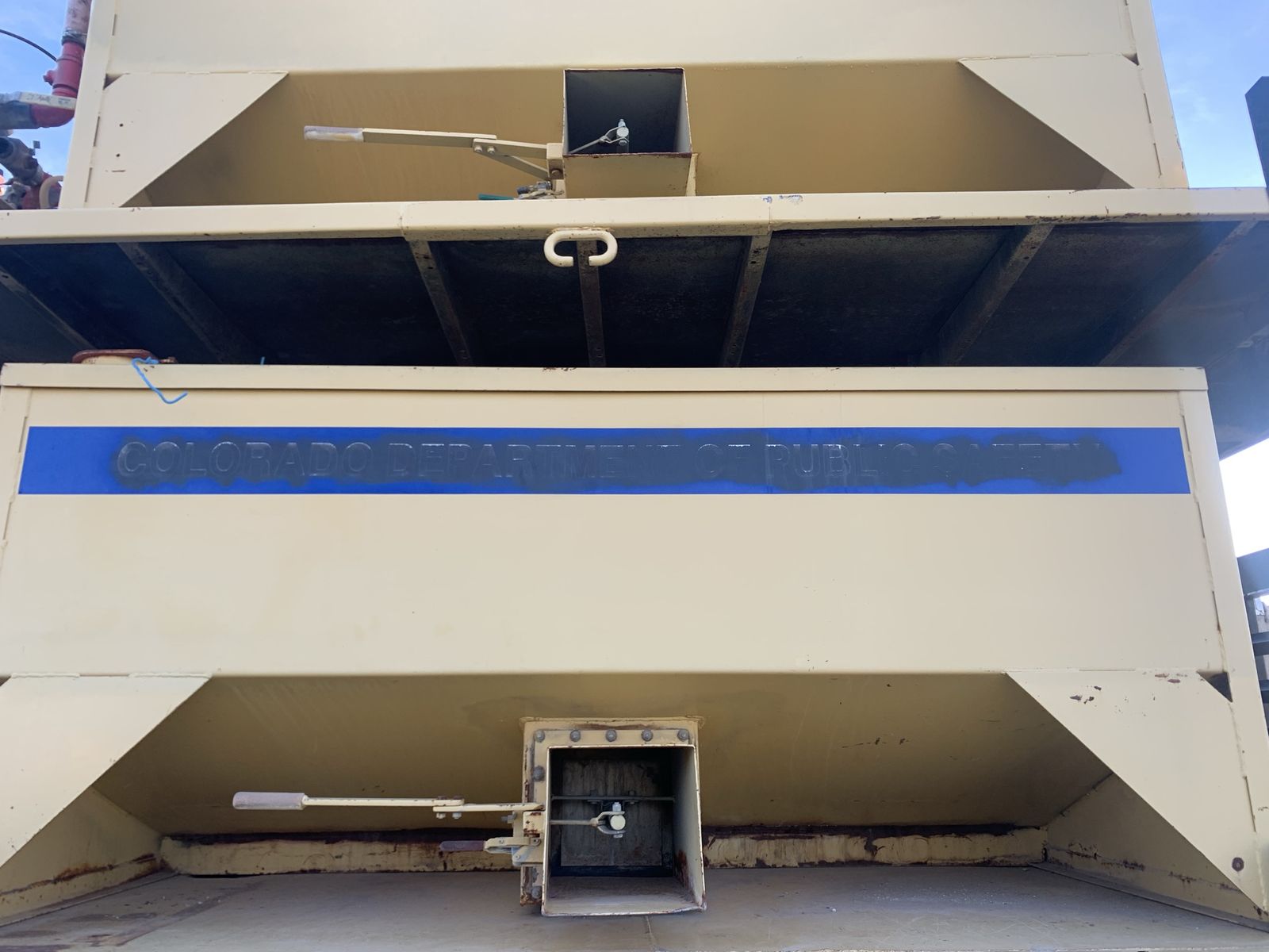 Main image 7
