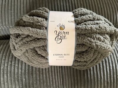 Yarn Bee Thick Yarn