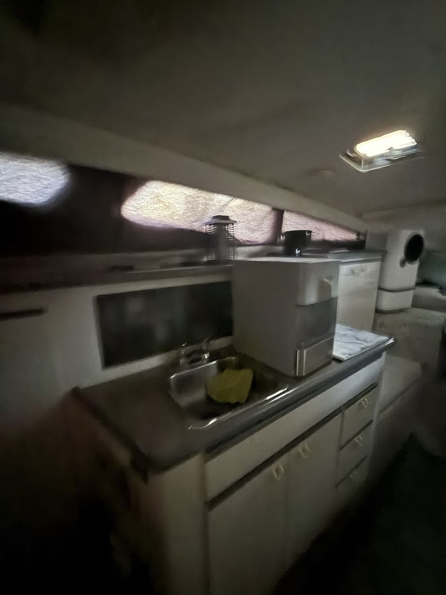 Main image 8