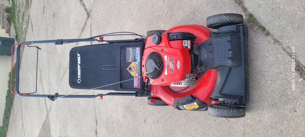 Troy bilt self propelled lawn mower