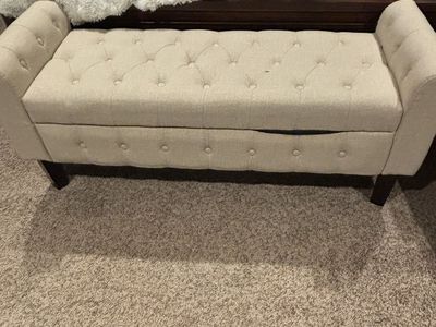 Storage Bench / Entryway Bench – Excellent Condition