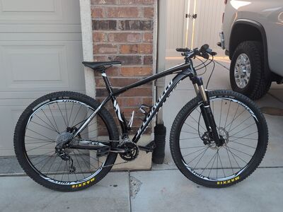 2016 Specialized Crave - Conquer the Trails!