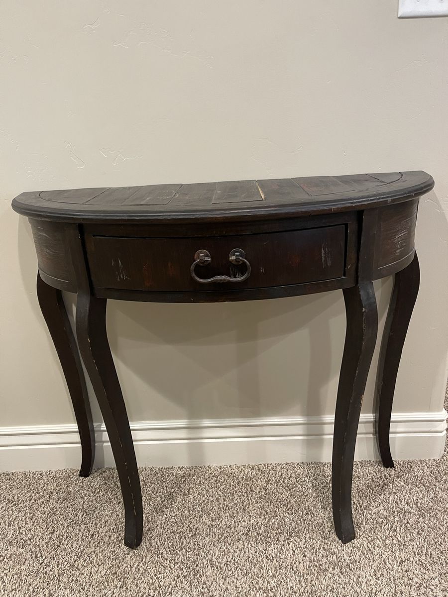 Entryway table