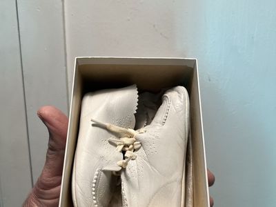 Vintage Baby Shoes in the original Box