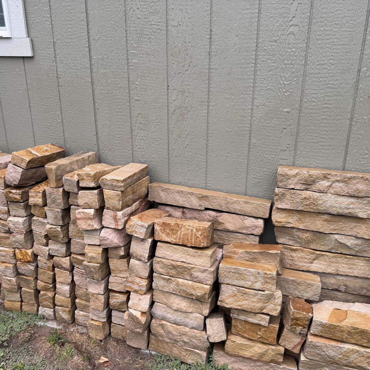 High quality Natural Stone Landscaping Brick Retaining Wall Pavers premium rocks construction