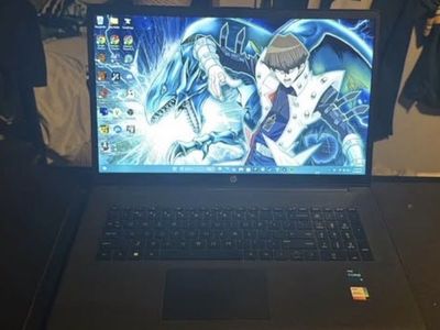 HP Laptop - 17-cn0075cl Intel i5-1135G7 12GB RAM 256GB SSD 17.3" FHD Touchscreen