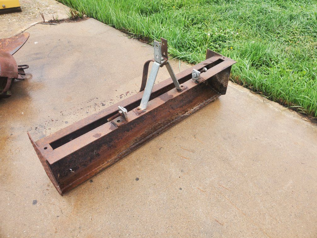 Garden tractor Cat 0 implements box scraper plow