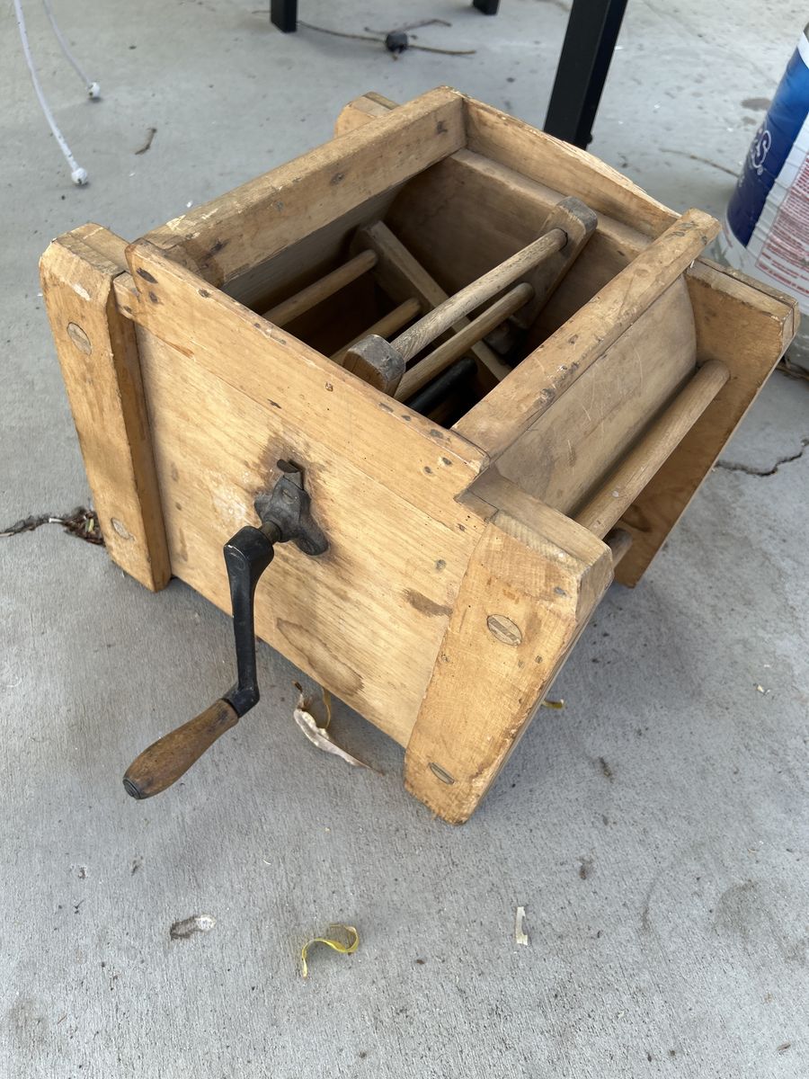 Main image 3