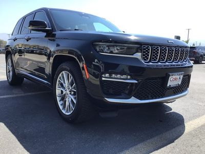2023 Jeep Grand Cherokee Summit