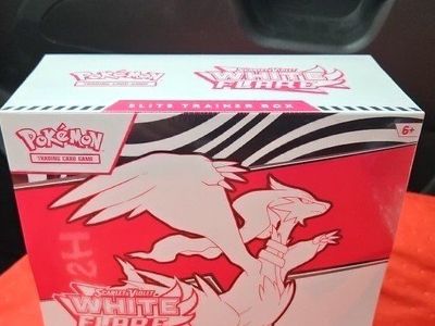 Pokémon TCG White Flare Elite Trainer Box
