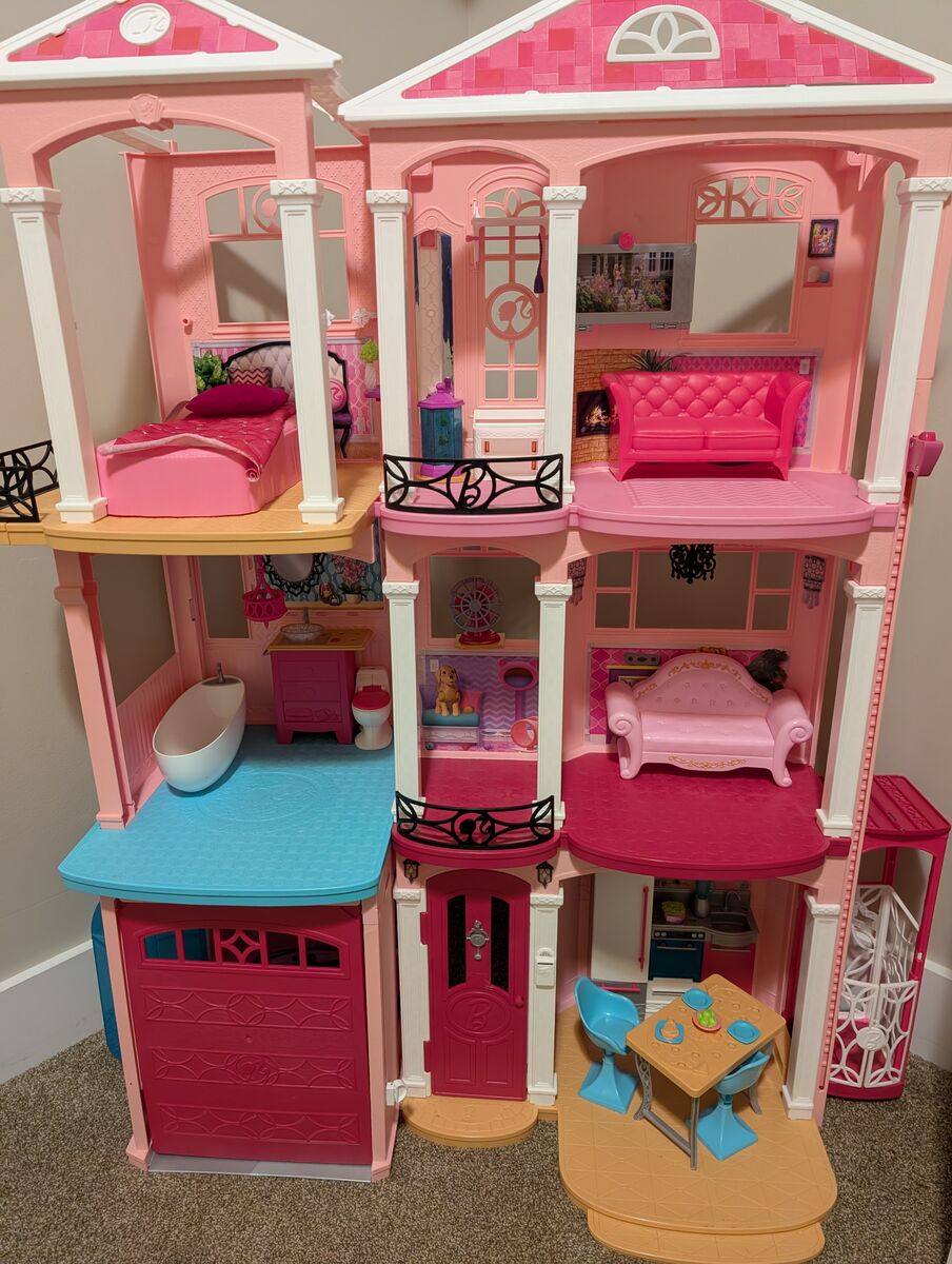 Barbie dream house
