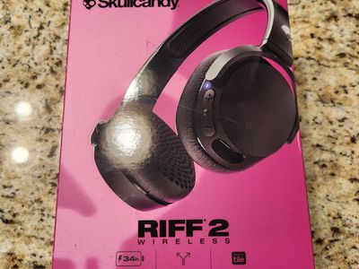 Skullcandy Riff 2 Wireless On-Ear Bluetooth Headphones, New