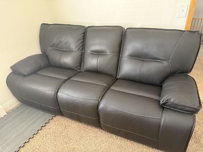 Power Reclining Black Leather Reclining Sofa Couch