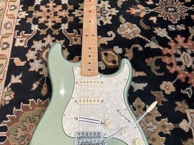 Fender Stratocaster Electric Guitar Sage Green Metallic Maple Fingerboard