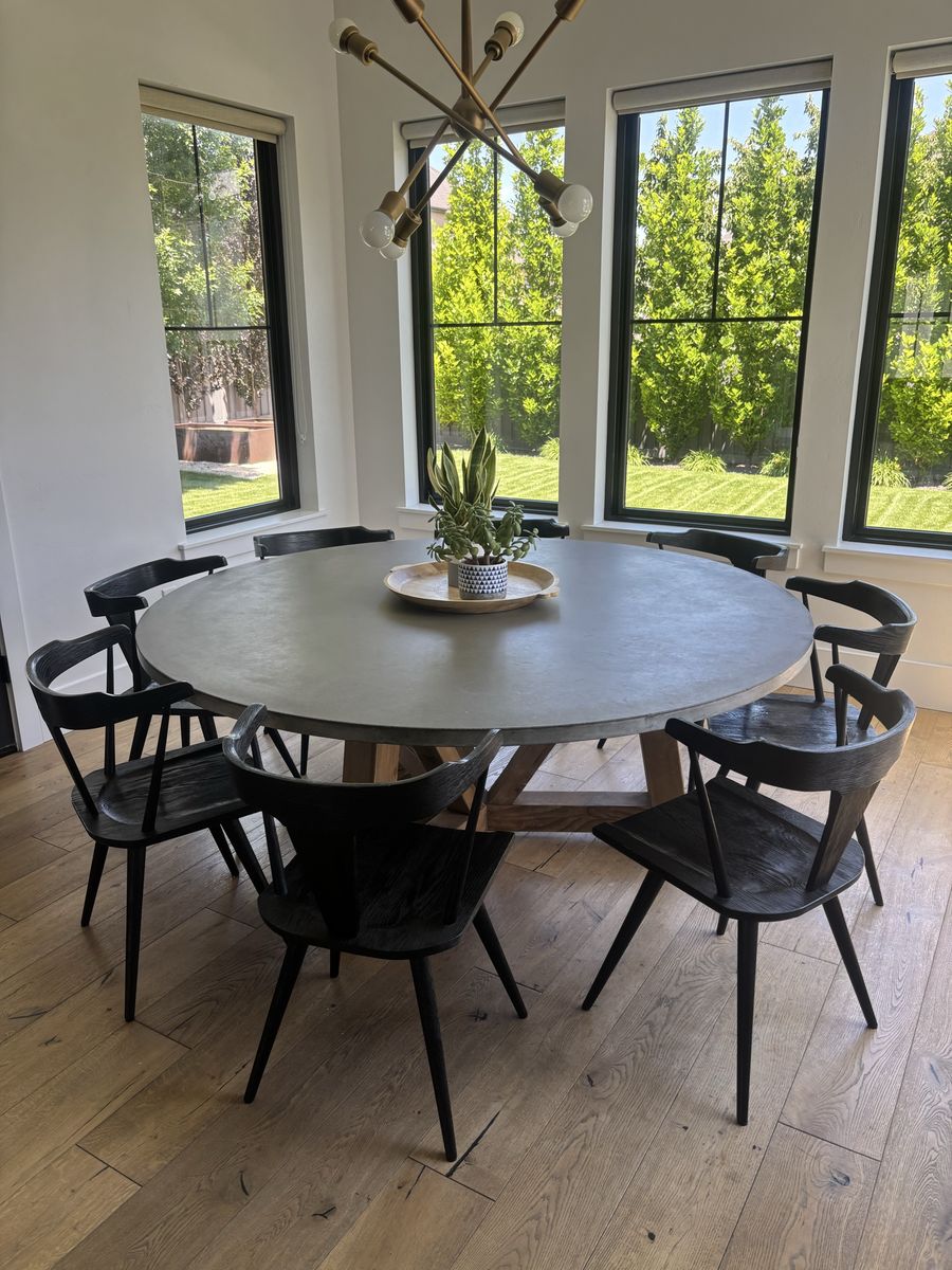 Restoration hardwear dining table