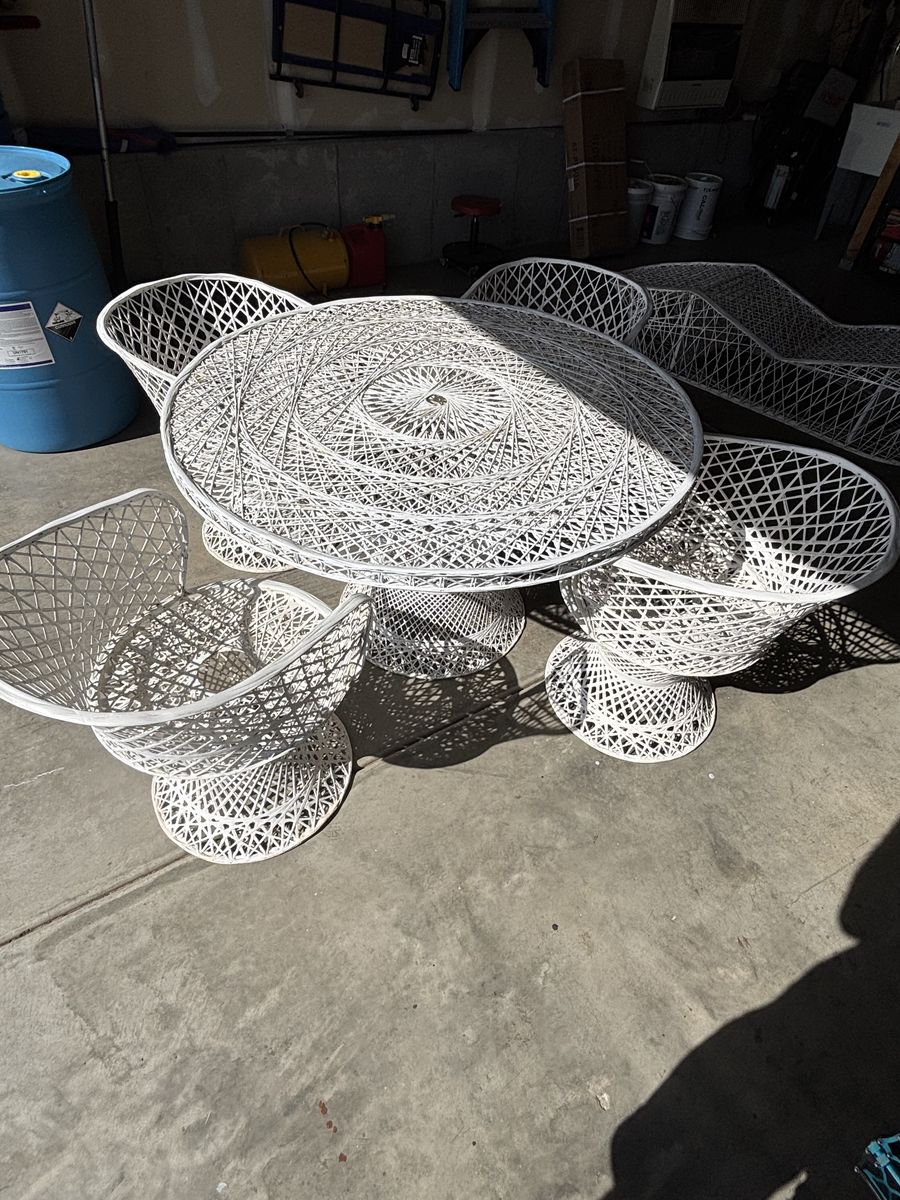 Vintage patio set spun fiberglass Russell Woodard