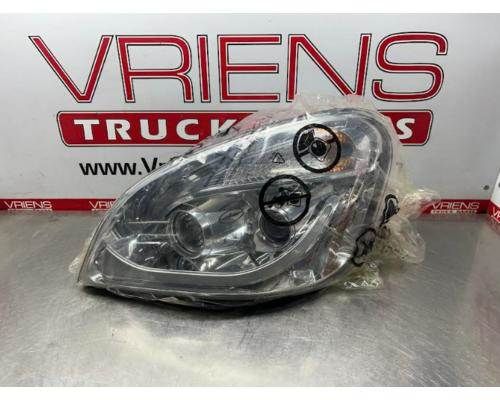 Freightliner Left Headlight Assembly