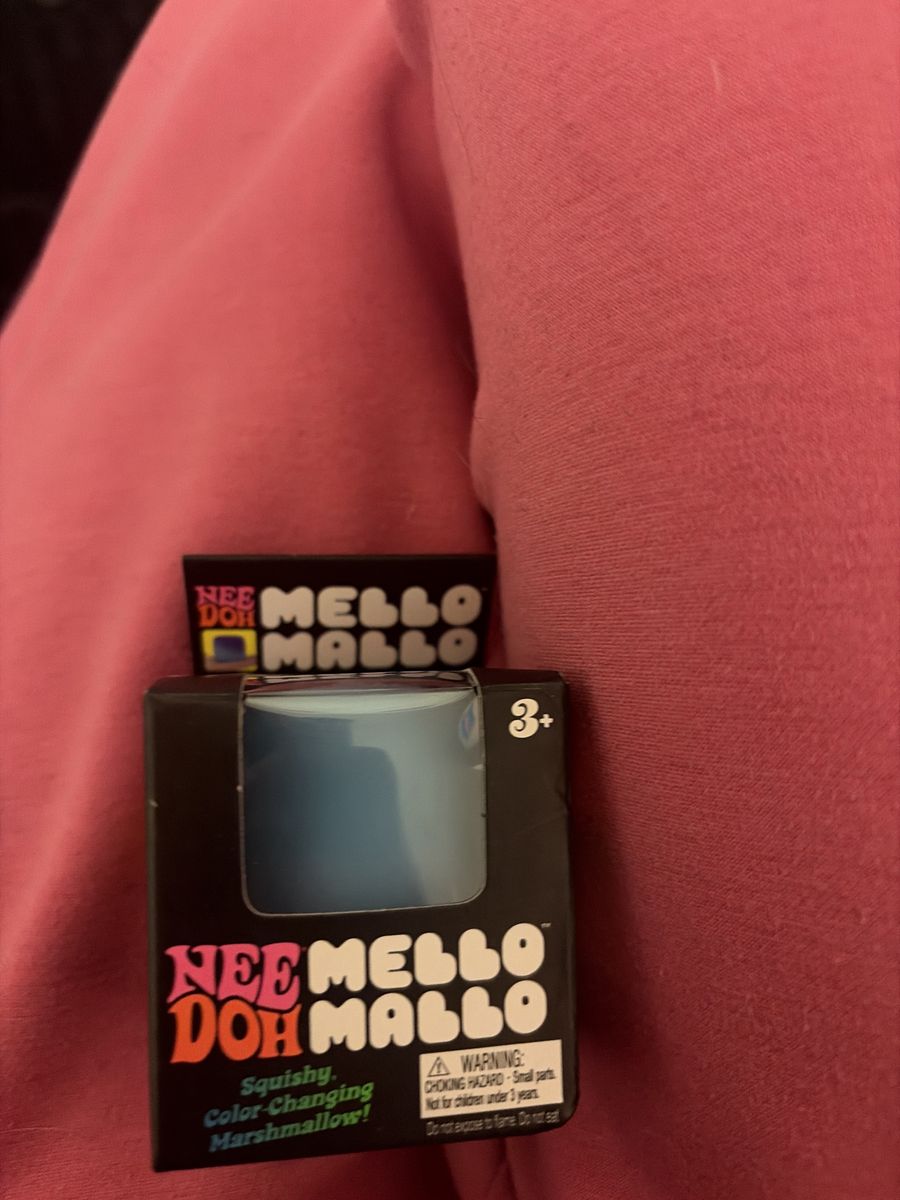 Nee Mello Doh Mallo Squishy Color-Changing Marshmallow Toy, New, Ages 3+