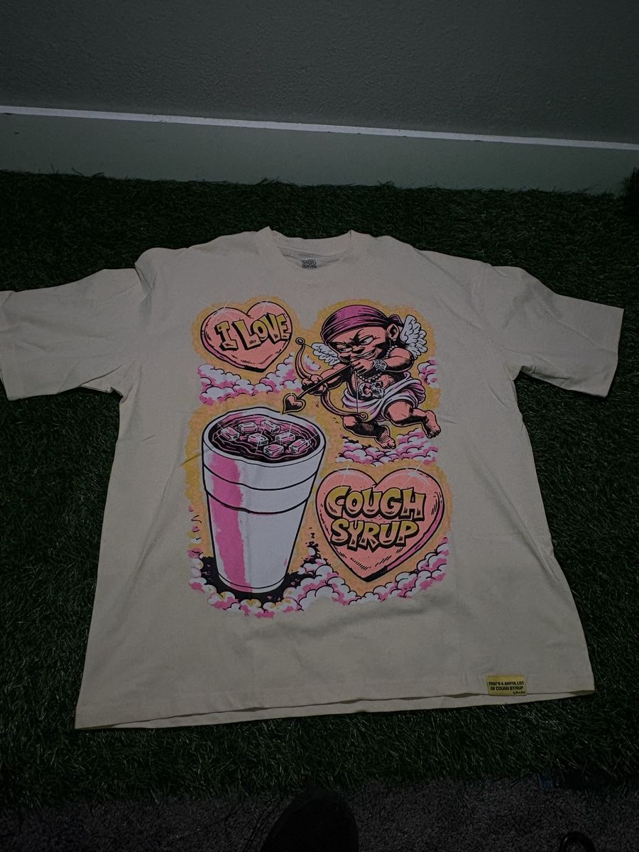 That's A Awful Lot Of Cough Syrup Cupid Graphic T-Shirt XL Cream 