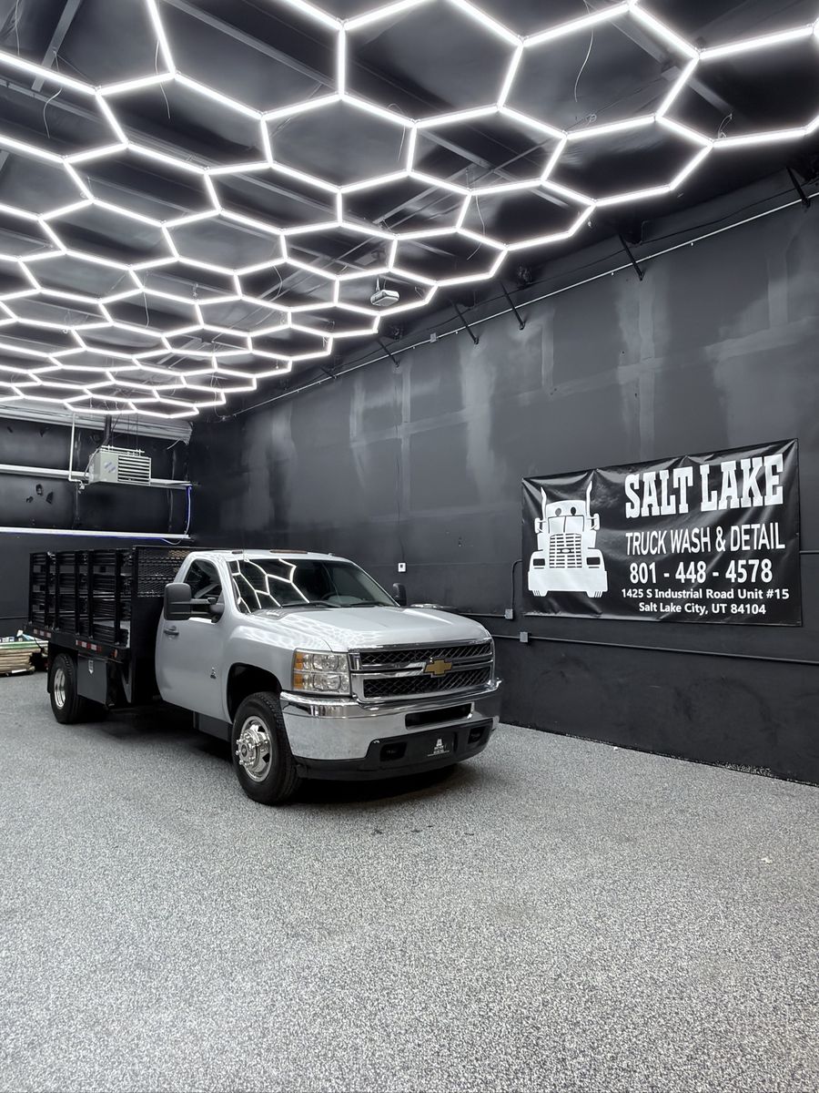 Chevrolet 3500HD Stake Bed Duramax