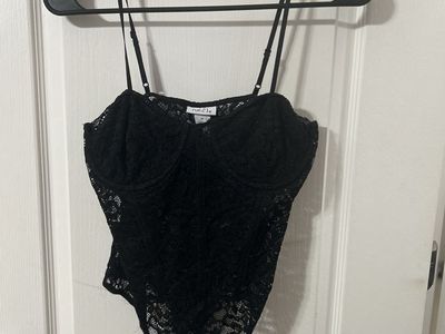 Rue21 Black Lace Bodysuit Size M with Adjustable Straps - Excellent Condition