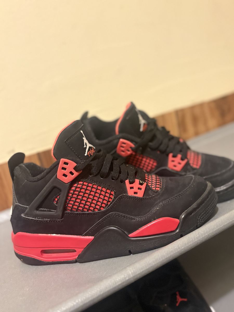 5.5 Red Thunder -Jordan 4s