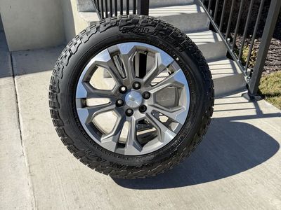 Chevy Silverado 1500 Rims and Tires 265/60R20