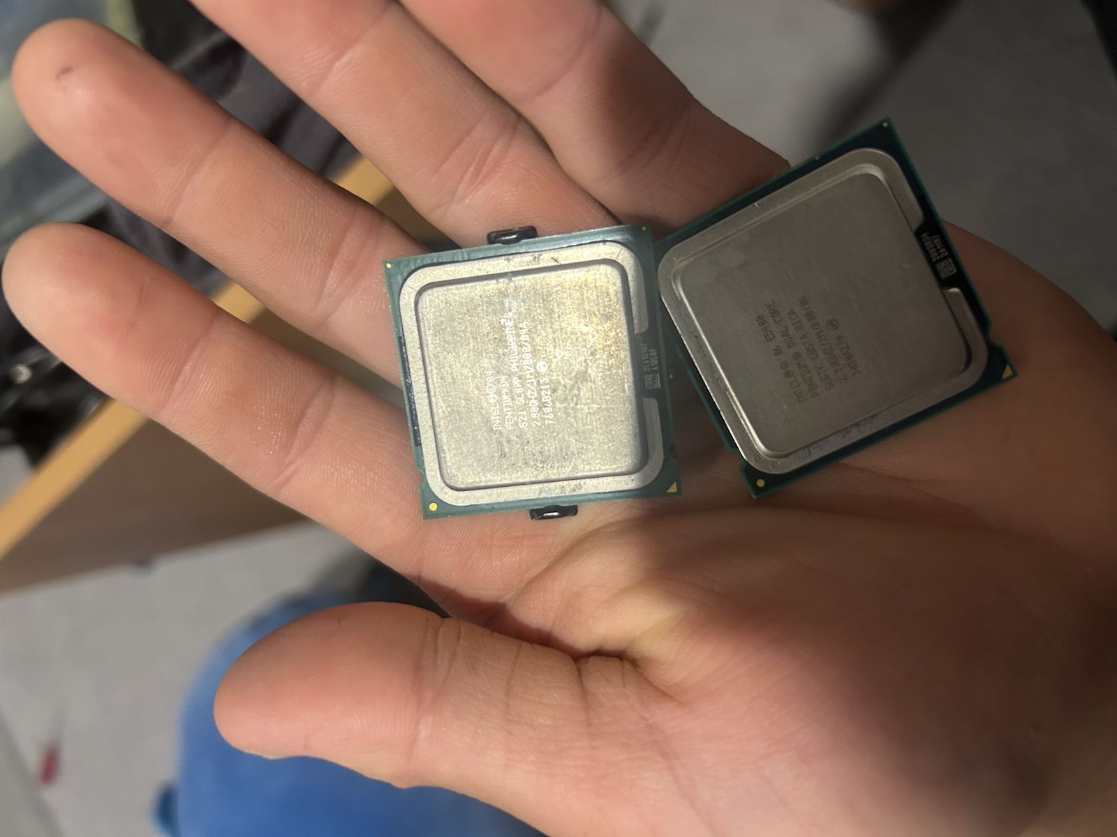 Pentium cpu and dual core intel cpu